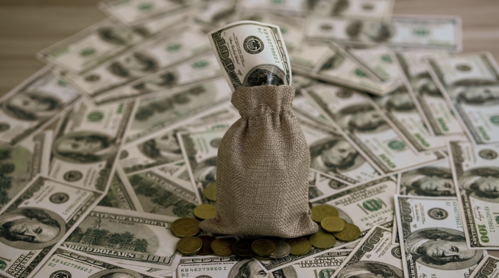 Why a Fed Rate Cut Won’t Be the Silver Bullet for the Housing Market